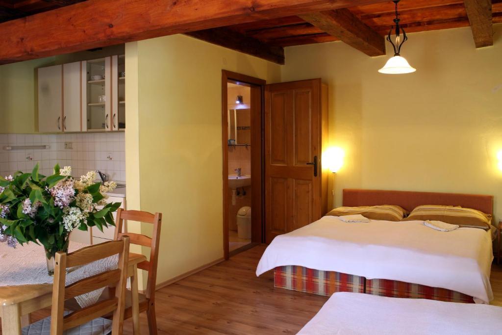 Penzion Kremenisko Banská Štiavnica Zimmer foto