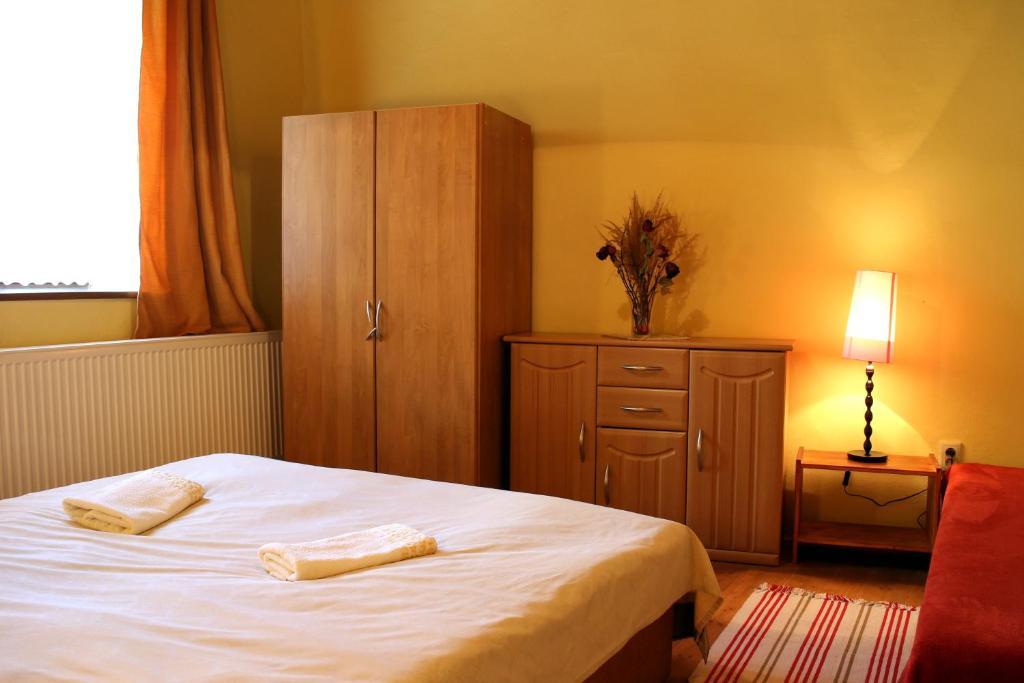Penzion Kremenisko Banská Štiavnica Zimmer foto